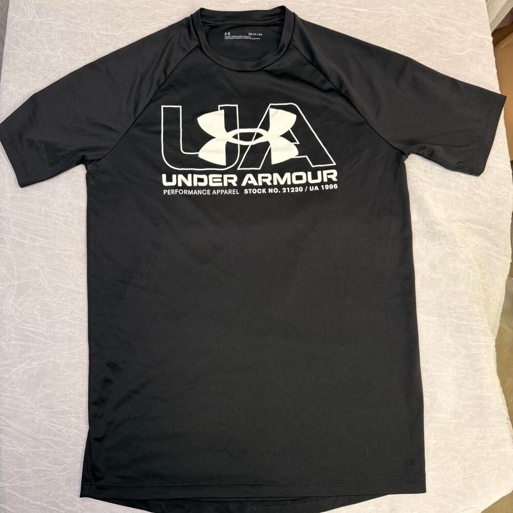 Under Armour Men’s Small Black Loose Fit Graphic Performance T-Shirt UA Logo